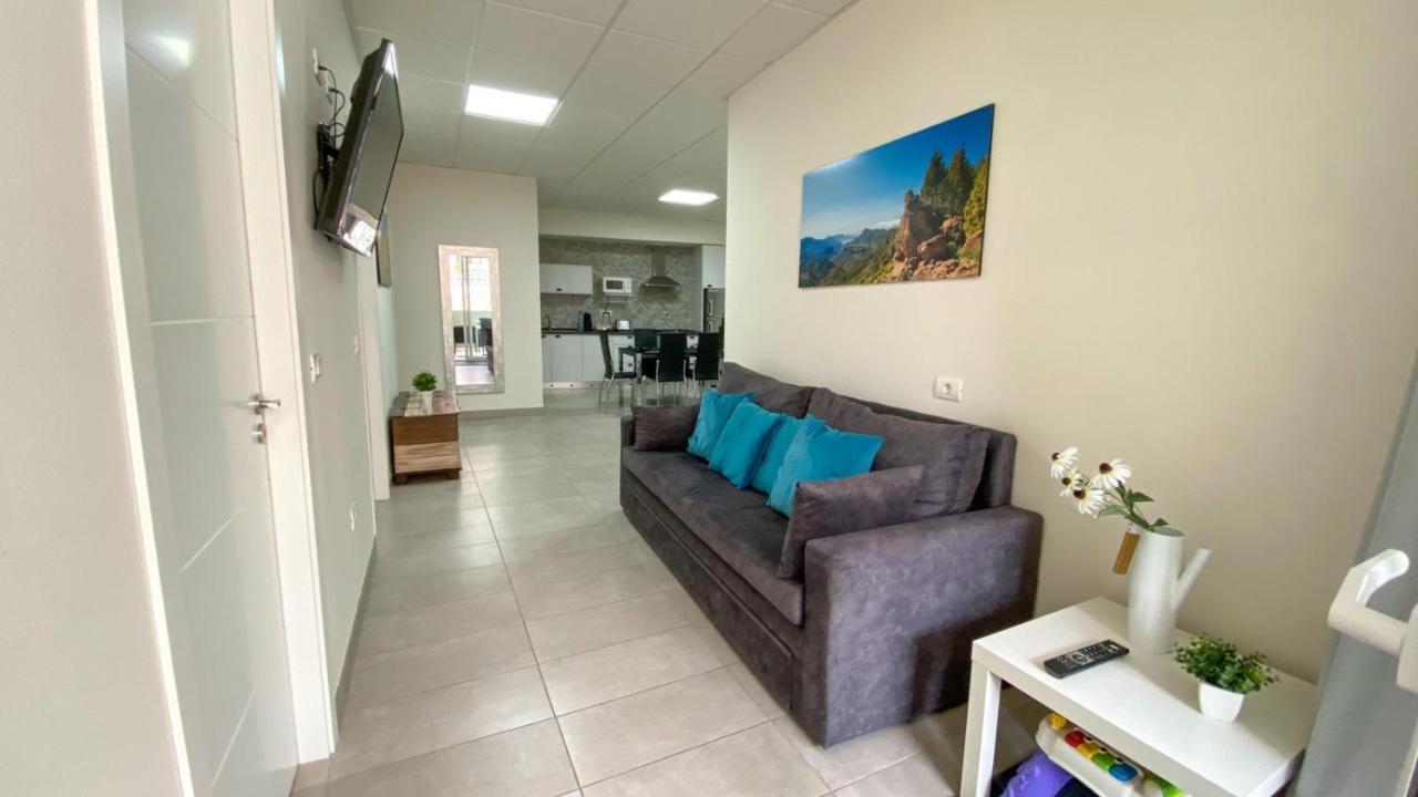 El Puente Holiday Home I- Airport 8,1K Ινχένιο Εξωτερικό φωτογραφία