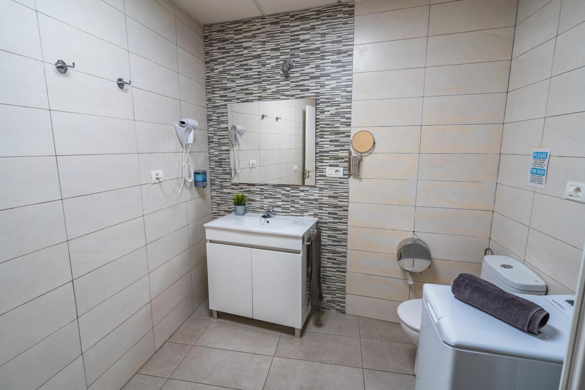 El Puente Holiday Home I- Airport 8,1K Ινχένιο Εξωτερικό φωτογραφία