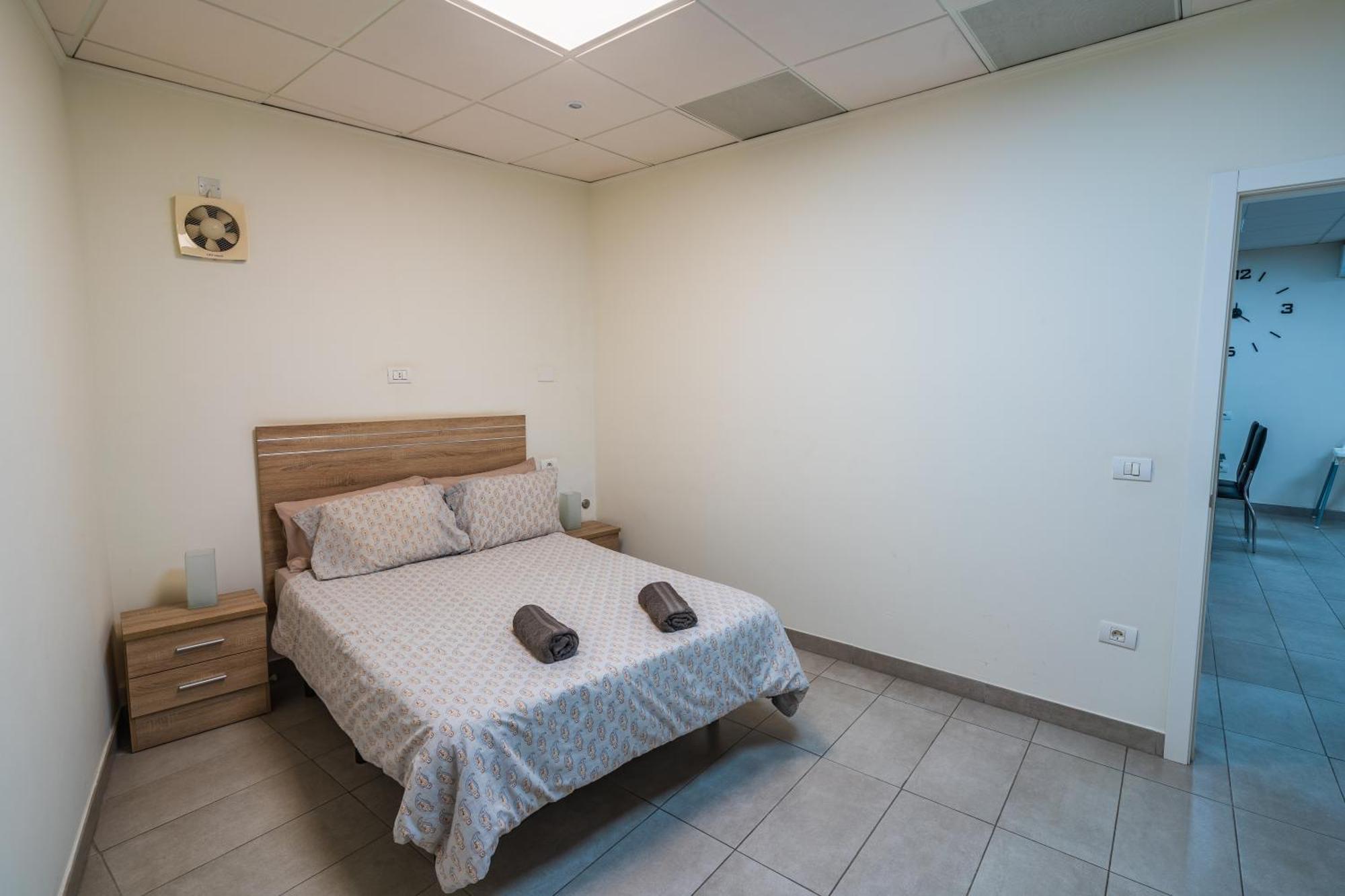 El Puente Holiday Home I- Airport 8,1K Ινχένιο Εξωτερικό φωτογραφία